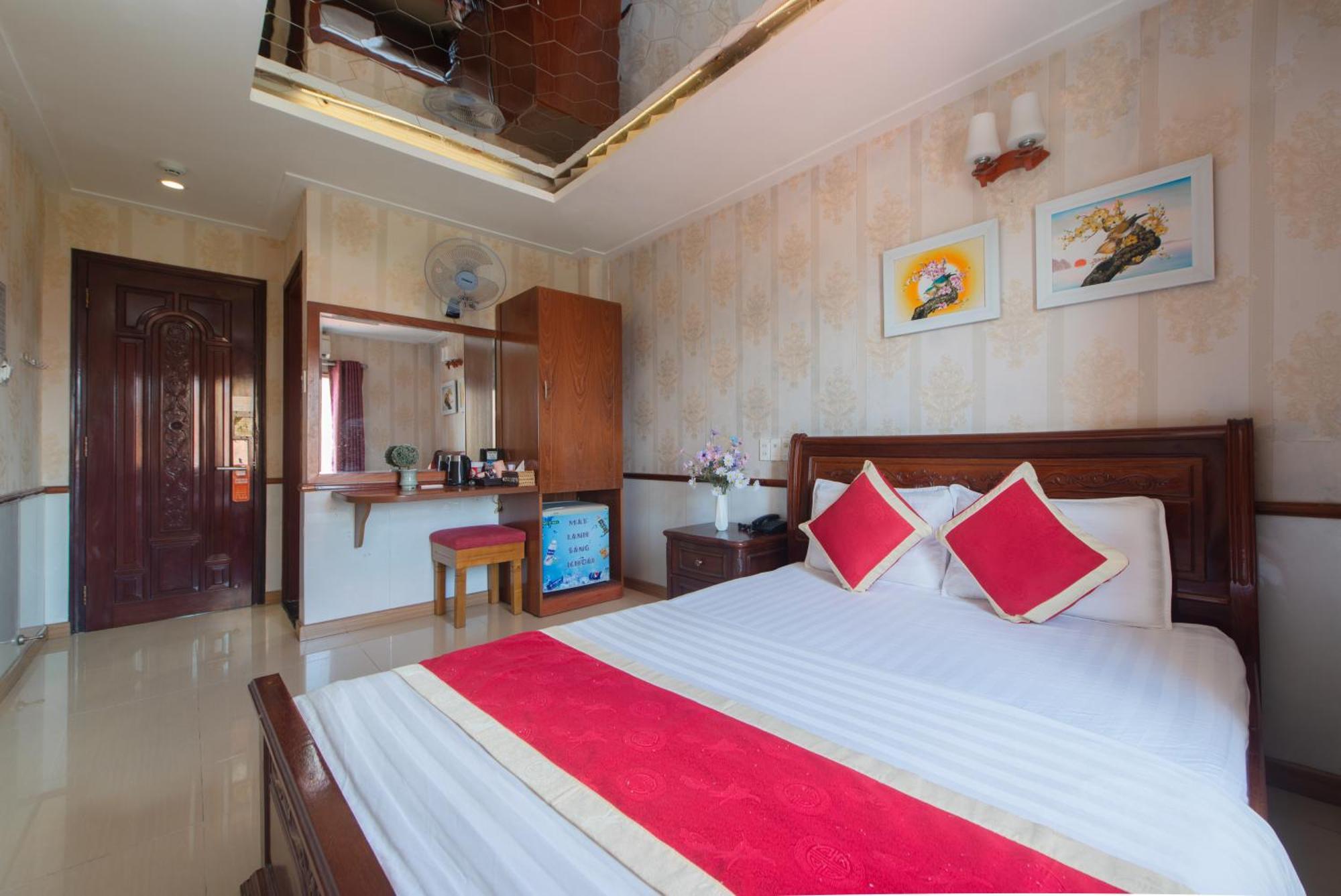 הו צ'י מין סיטי Hotel Nhu Y 2 מראה חיצוני תמונה
